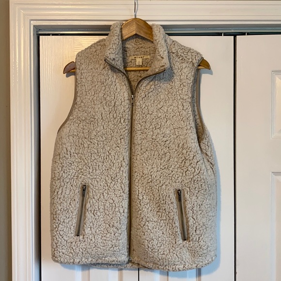 miami Jackets & Blazers - Miami Sherpa Vest Size Large